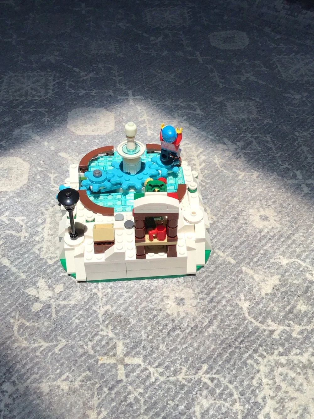 Lego Blue Turquoise Fountain Park Playset